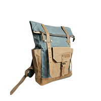 Mochila Coique Verde – Impermeable con Detalles en Cuero Natural | SANTINI Chile